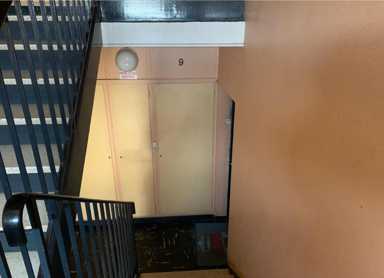 Une Chambre Simple Confortable Avec Acces Direct Aeroport D'Orly Exteriér fotografie